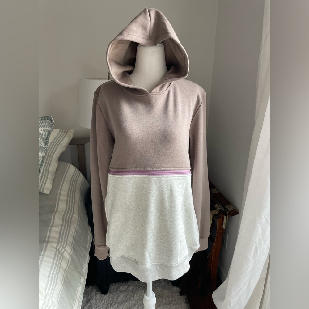 Latched Mama Trailblazer Hoodie NWOT